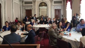 Des invités à l’événement parallèle sur la Chine lors de la réunion ministérielle tenue à Washington