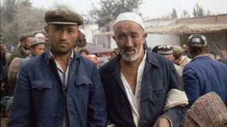 Une loi « légalise » les camps de rééducation du Xinjiang