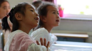 Christianisme en Chine,Église des Trois-Autonomies,enfants école du dimanche