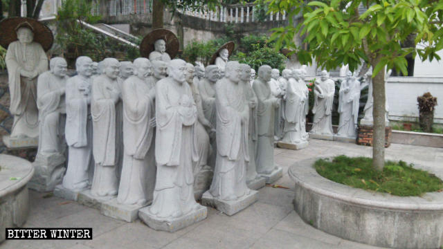 Religion Chine,Bouddhisme et Taoïsme en Chine,démolition de Statue religieuse,Liberté Religieuse