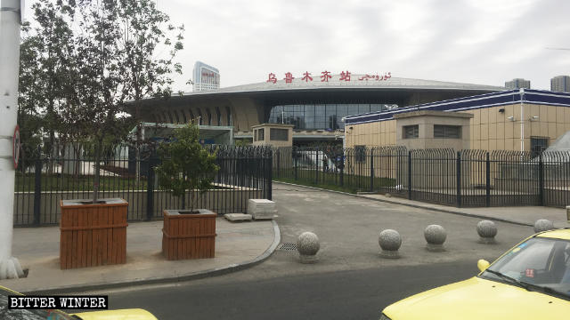 Gare d’Urumqi. xinjiang