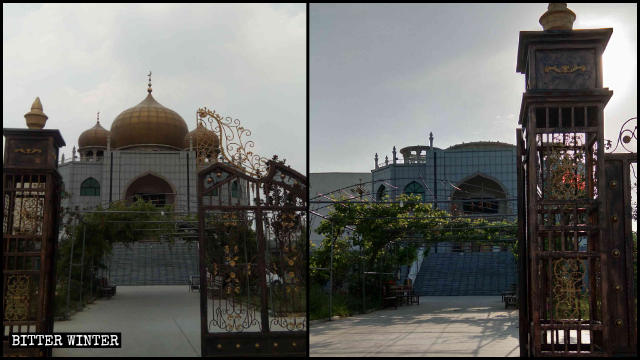 La mosquée du comté de Puyang avant et après la démolition de ses coupoles et de ses symboles en forme d’étoile et de croissant.