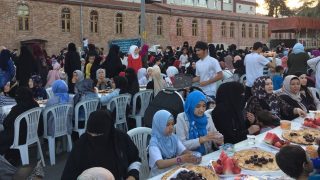 Triste Iftar avec des réfugiés ouïghours à Istanbul