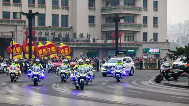 En prévision du 70e anniversaire, la police de Xi’an, capitale de la province du Shaanxi, a lancé une opération de maintien de la stabilité de trois mois.